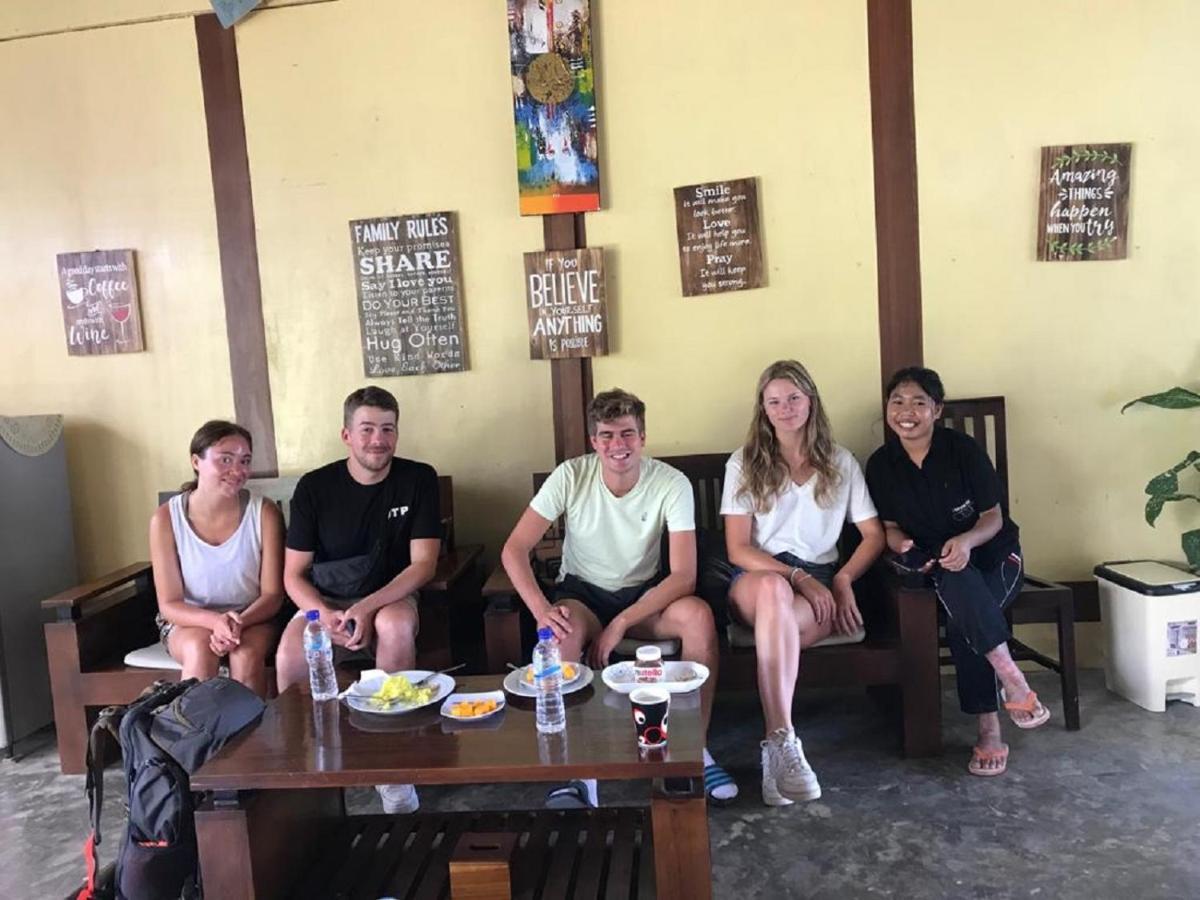 A-Manta Homestay Labuan Bajo Kültér fotó